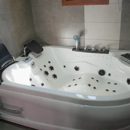 Apartment Cerezo La Codosera